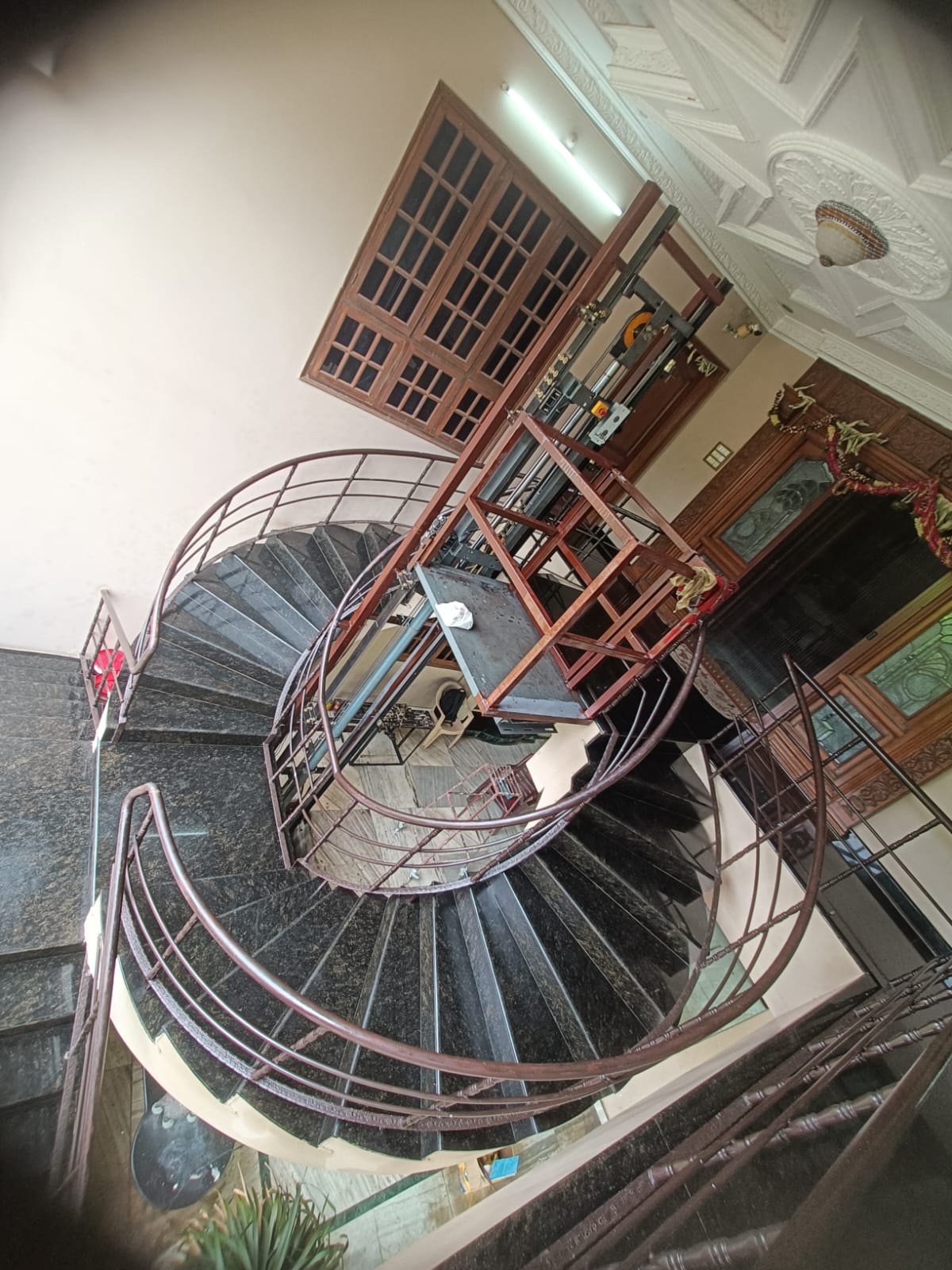 Hydraulic Lift