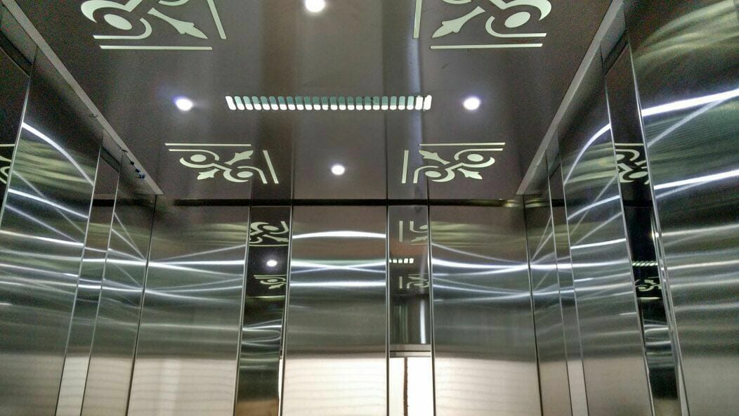 Mirror Luxe Ceiling